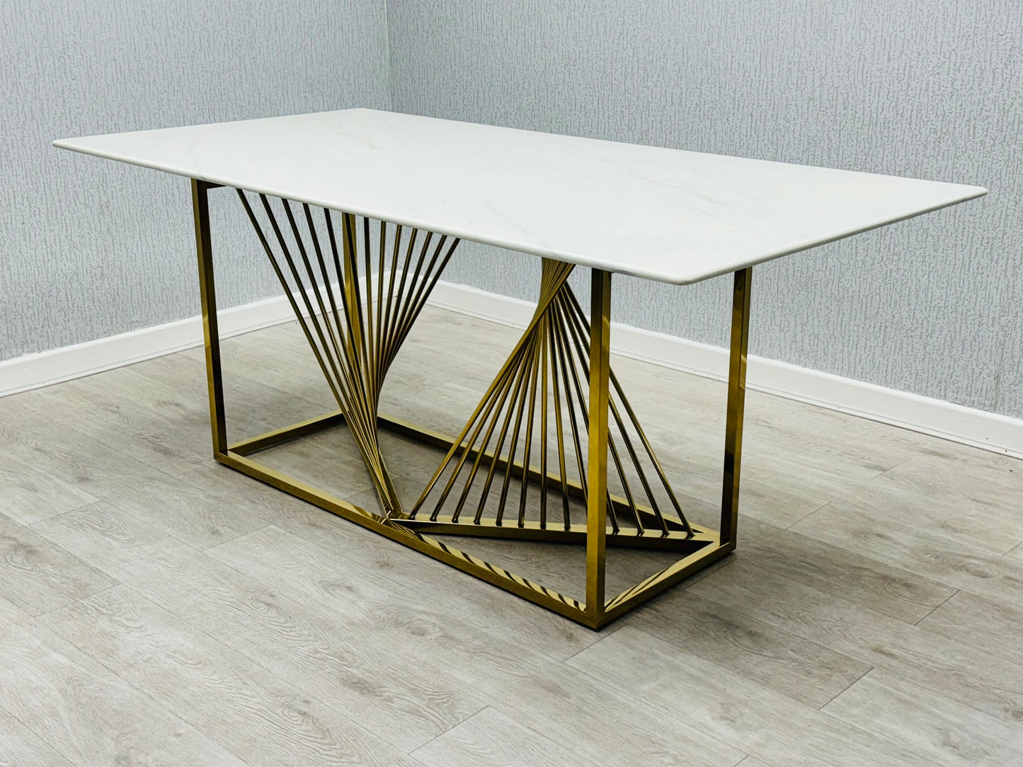 Novo coffee table