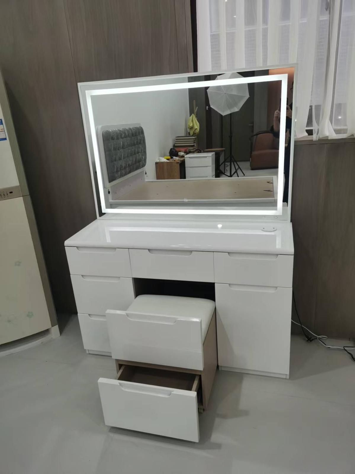 Dressing table with LED