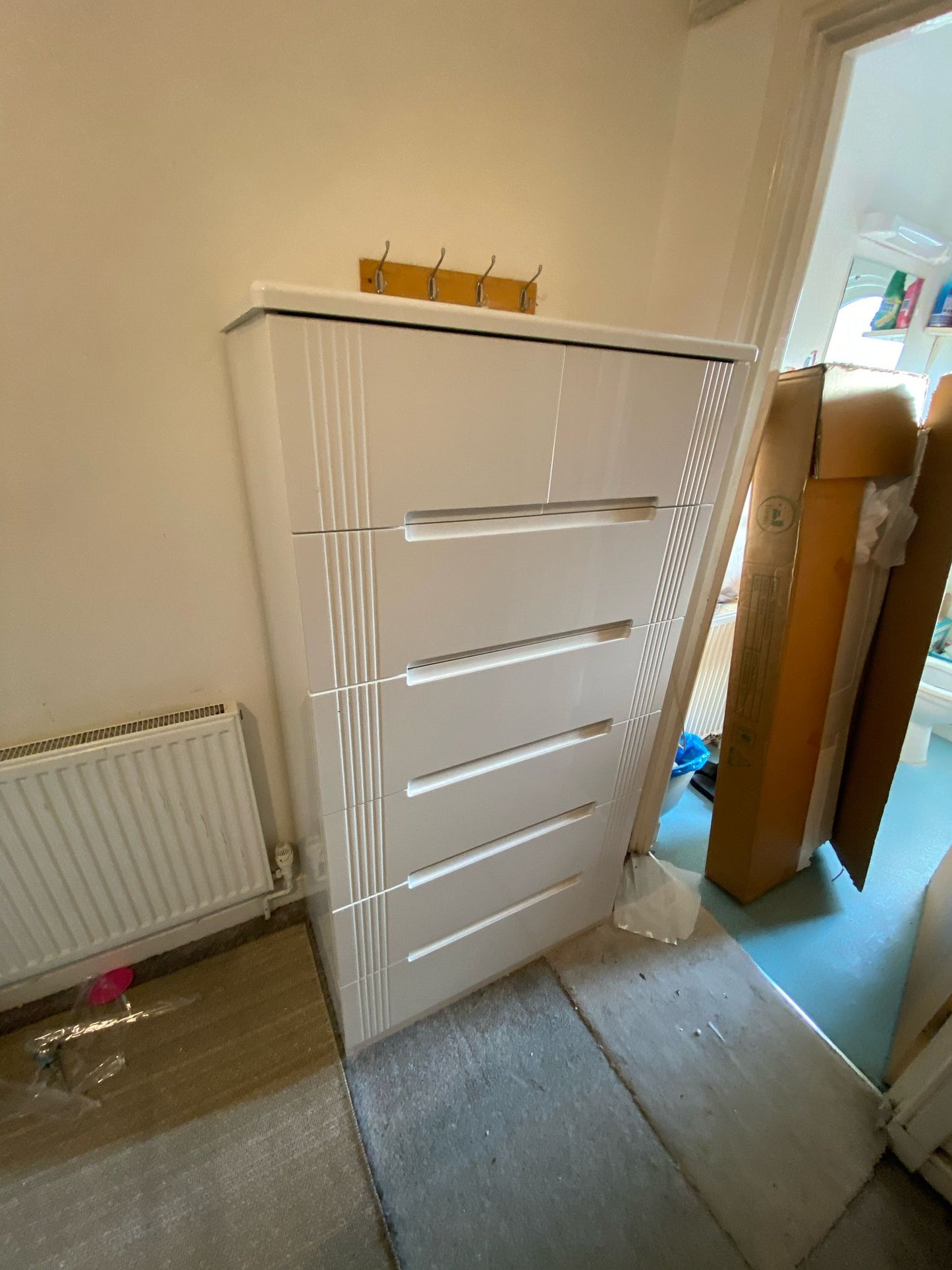 High gloss 4+2 deep drawers chest