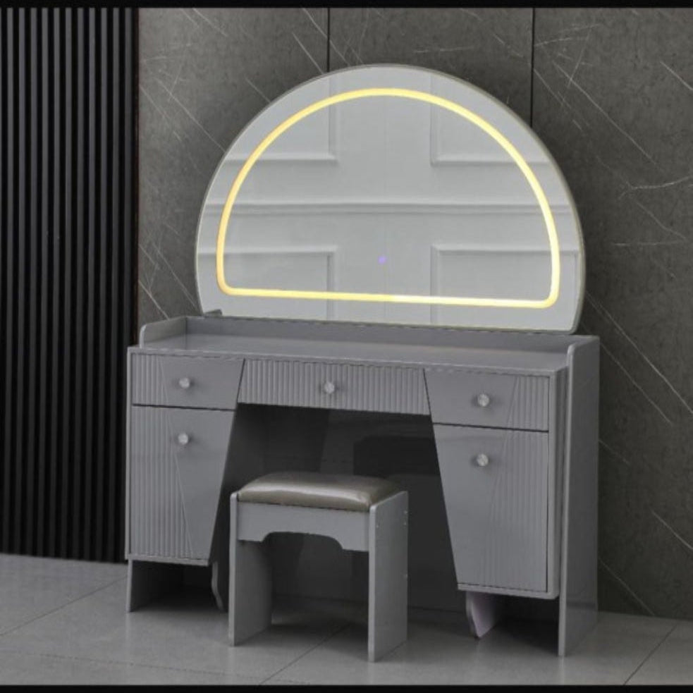 Kennedy dressing table