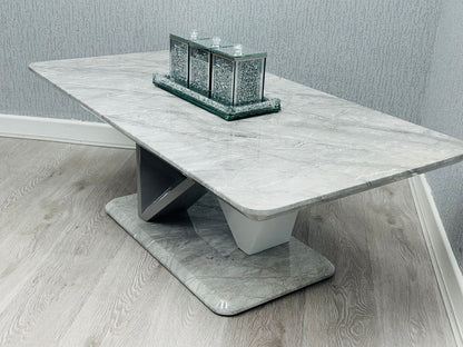 BLACK & WHITE COFFEE TABLE