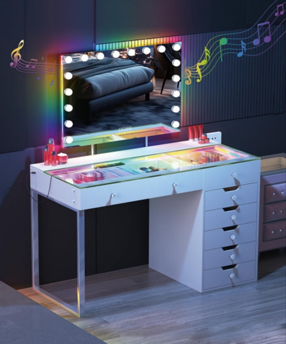 Chels vanity set