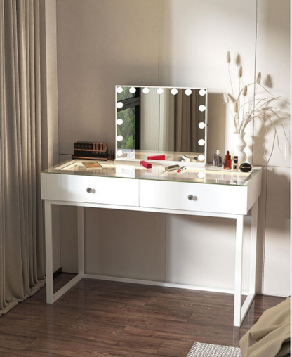 Alike dressing table