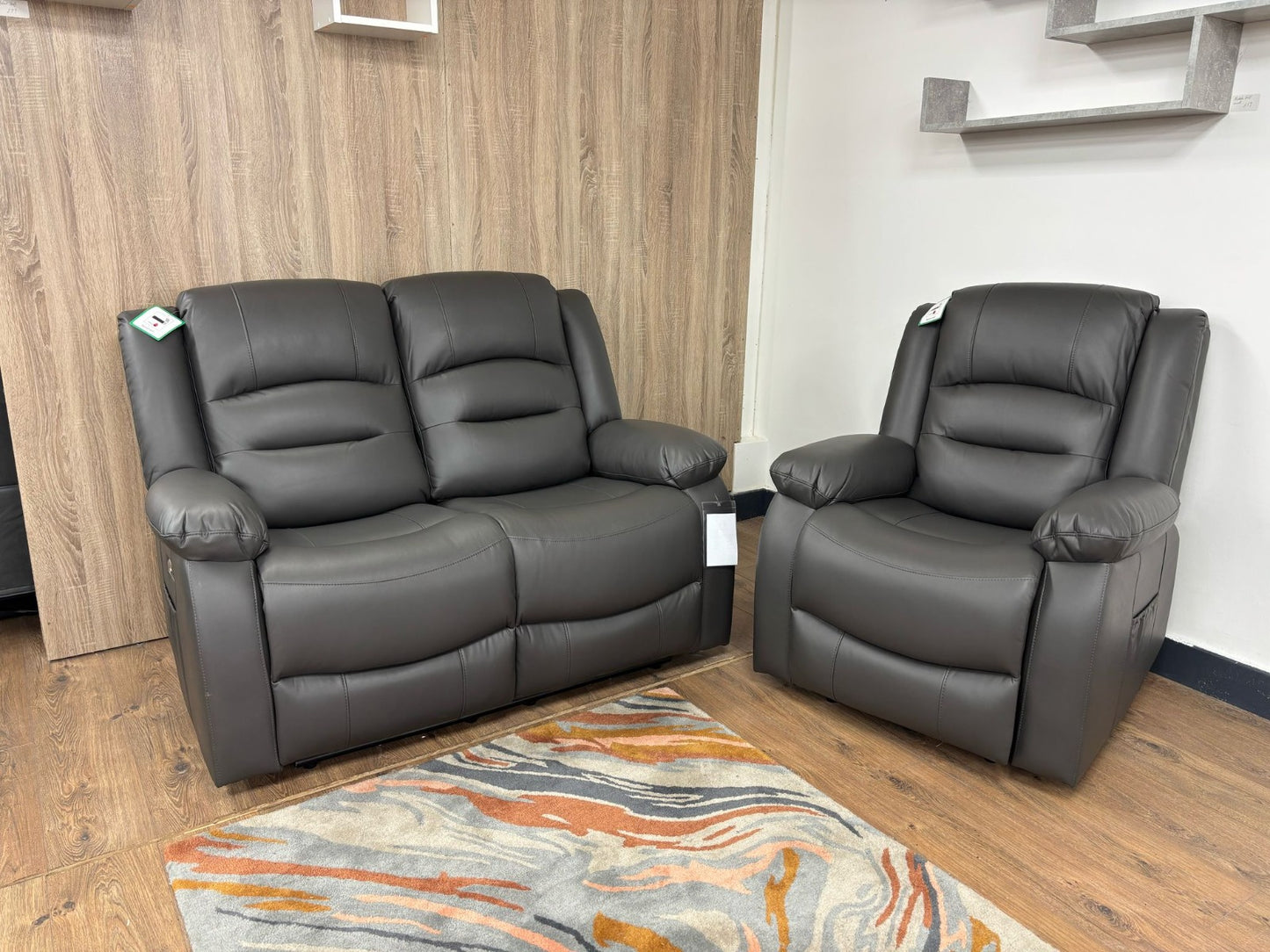 Electric recliner sofas