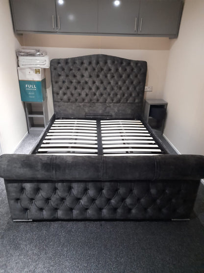 Humpy double bed